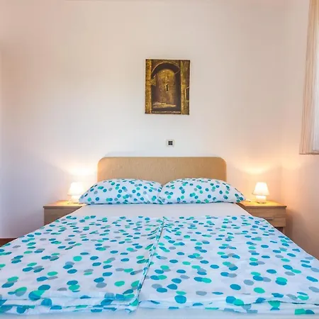 Apartment Adriano 2br With Terrace *